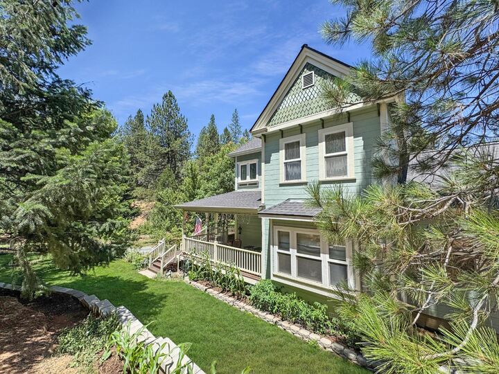 Property Photo: 505 Caruso Court CA 95713