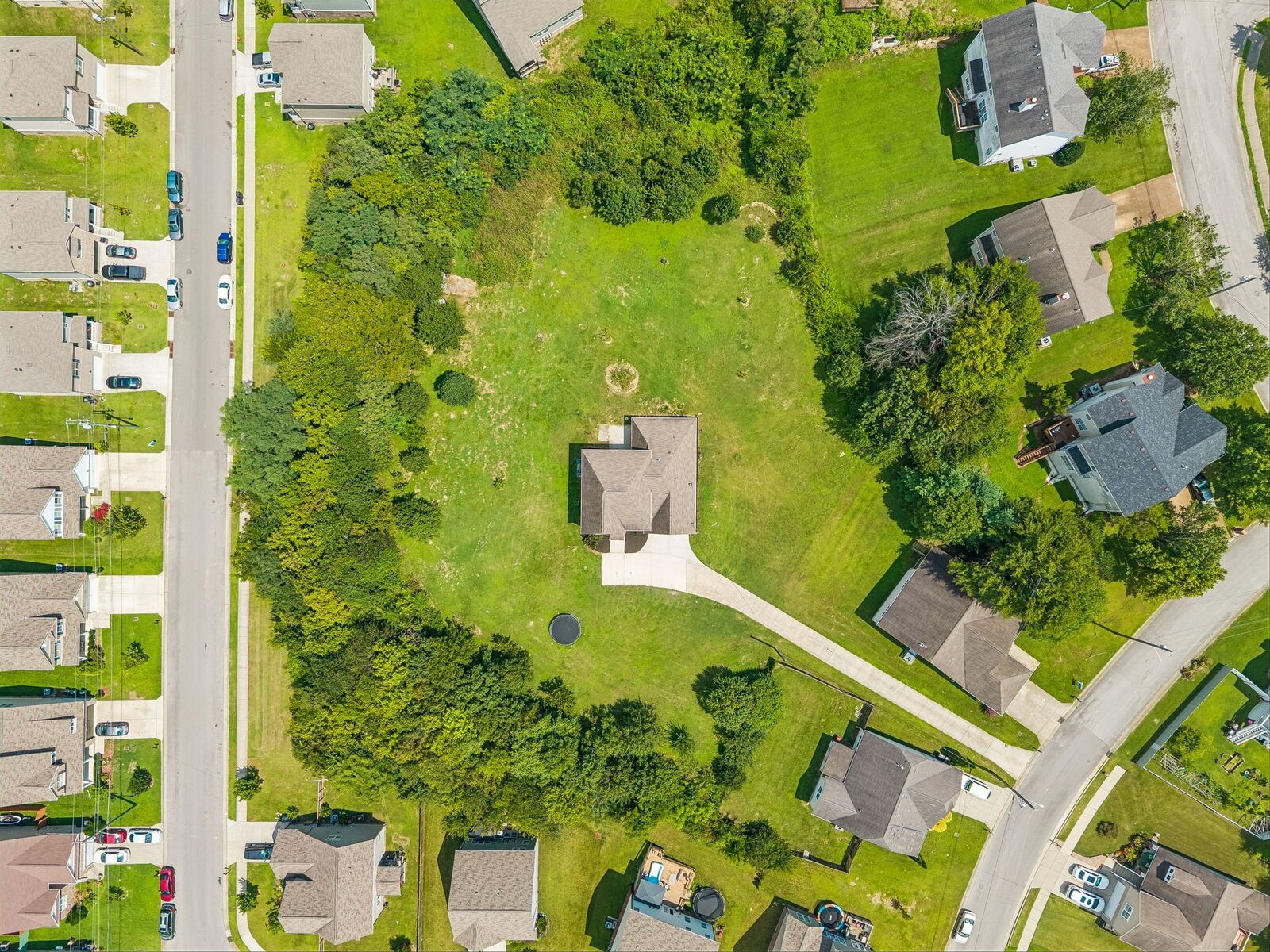 Property Photo:  506 Welshcrest Ct  TN 37013 
