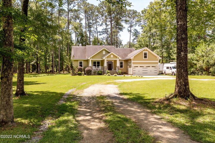 Property Photo:  1406 Seafarer Drive  NC 28571 