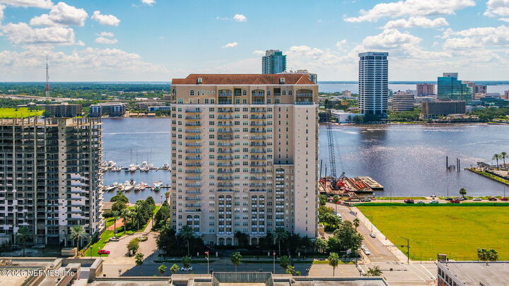 Property Photo:  400 E Bay Street 1701  FL 32202 