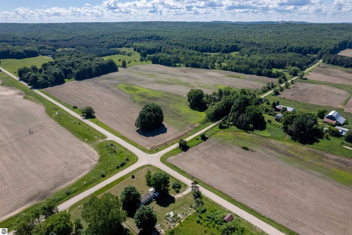 Property Photo: 3102 S 9 Road MI 49638