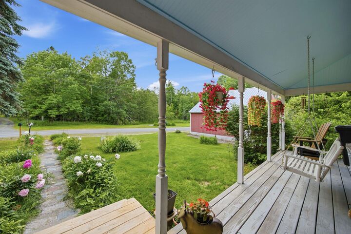 Property Photo:  557 Old East Road  NH 03598 