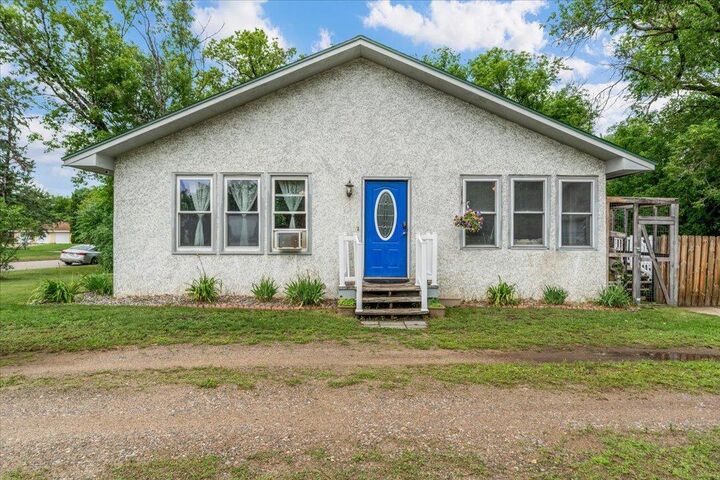 Property Photo:  1103 S 10th Street  MN 56401 