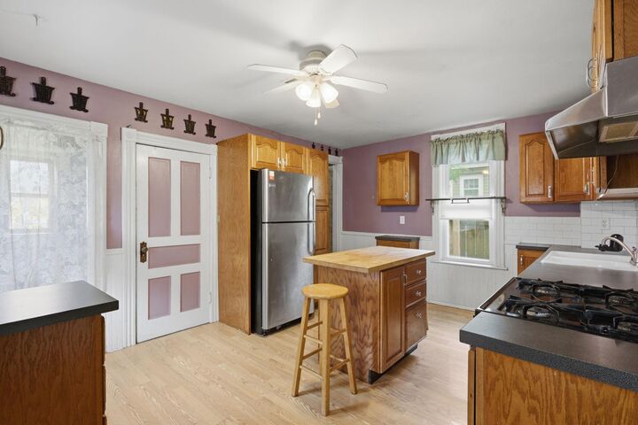 Property Photo:  1131 Woodbridge Street  MN 55117 
