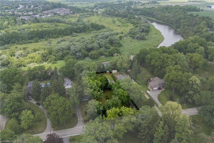 Property Photo: 176 Riverbank Drive ON N3H 4R6