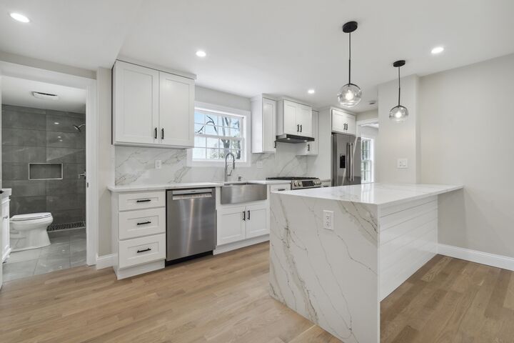 Property Photo:  9 Richard Rd  MA 02421 