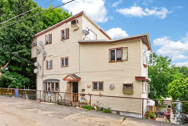 Property Photo:  55 Canton St  MA 01420 