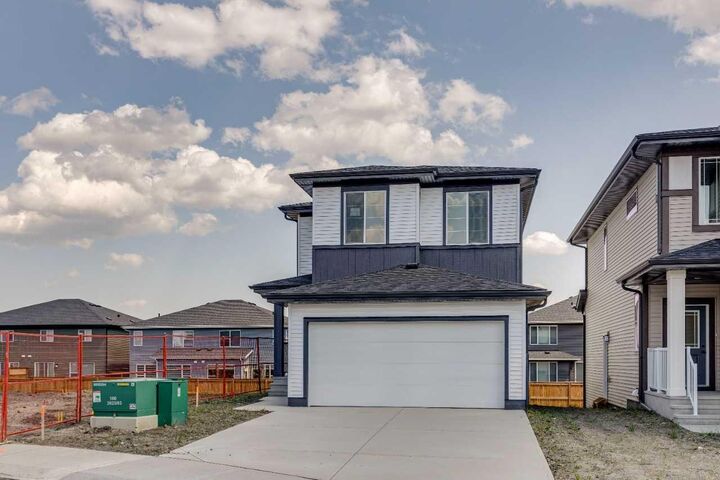 Property Photo: 28 Southborough Bay AB T4C 3J8