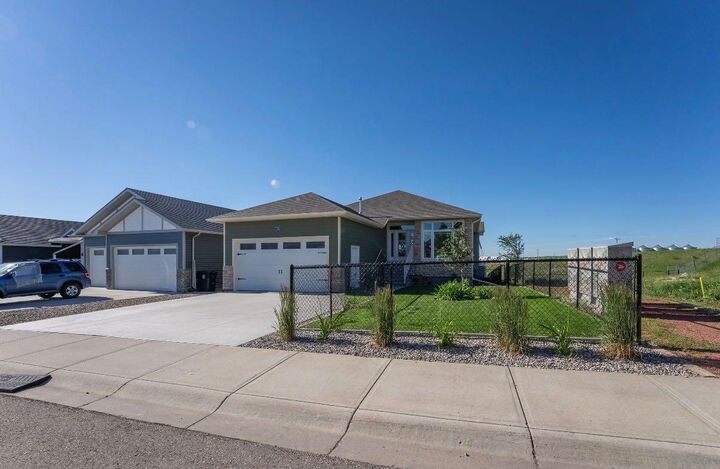 Property Photo: 202 Lake Drive AB T0L 0V0