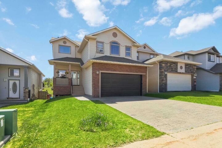 Property Photo: 205 Gravelstone Way AB T9K 0S9