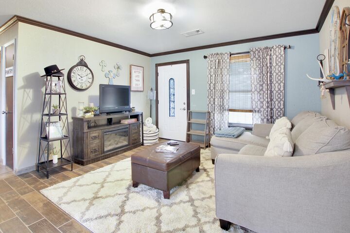 Property Photo:  1406 Kings Rd  LA 71446 