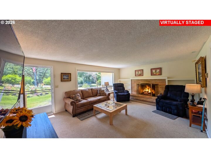Property Photo:  36991 Row River Rd  OR 97424 