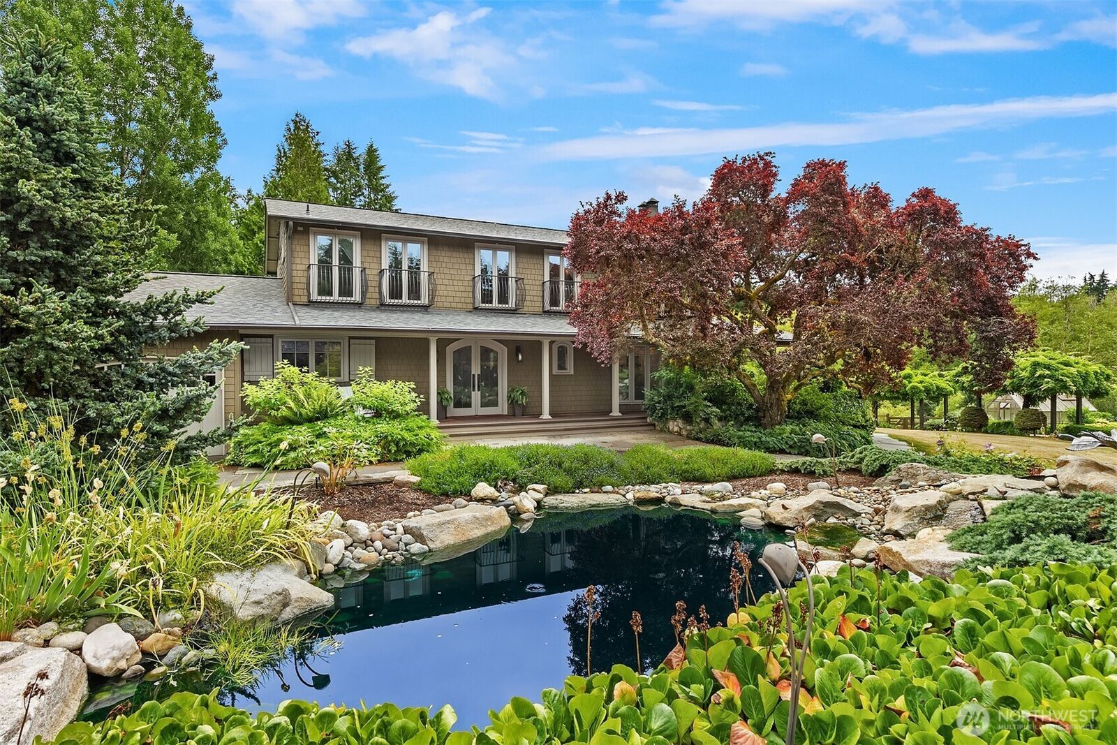 Property Photo:  7195 NE High School Road  WA 98110 