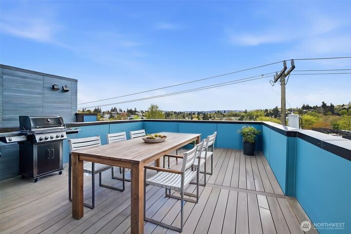 Property Photo:  4517  35th Avenue S E  WA 98118 