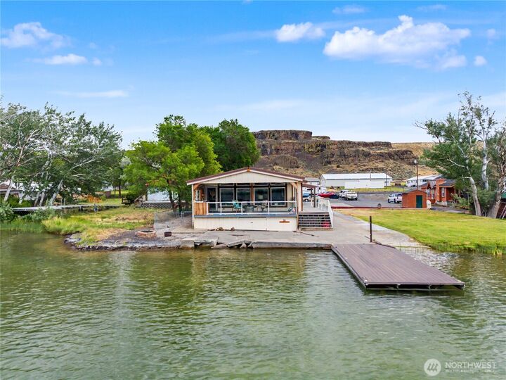 Property Photo: 31232 NE A.3 Road WA 99115