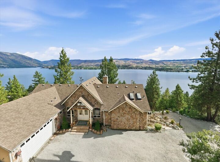 Property Photo:  7371  Ridgeview Drive  WA 98816 