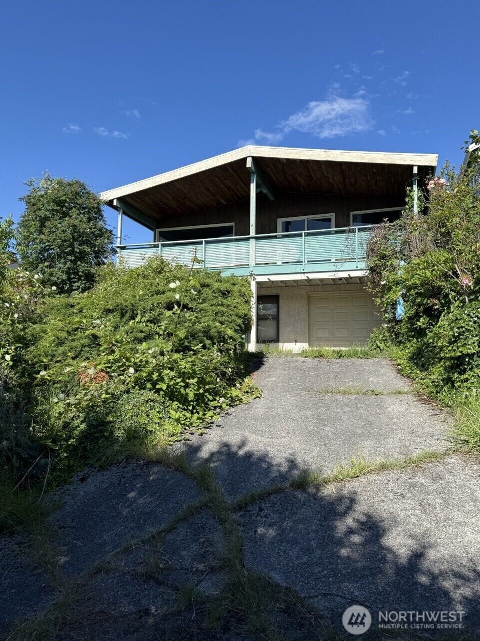 Property Photo:  3333  58th Avenue SW  WA 98118 