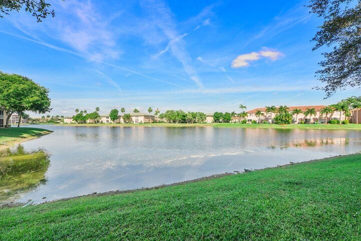 Property Photo: 7763 Southampton Terrace 108 FL 33321