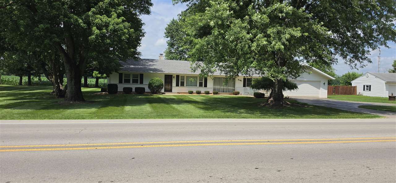 Property Photo:  2672 S St Rd 1  IN 47330 