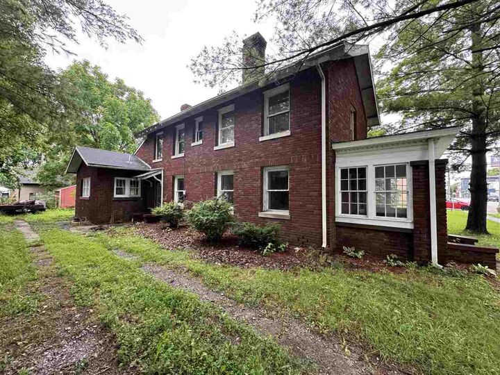 Property Photo:  205 W Main Street  IN 47330 