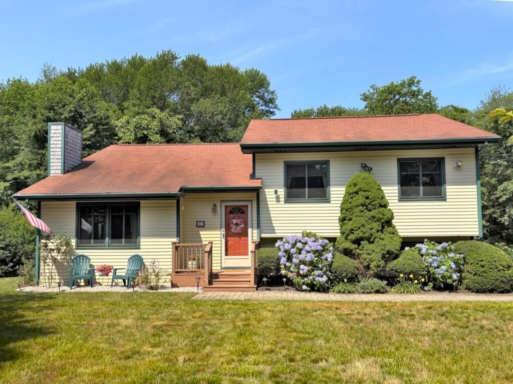 Property Photo:  401 Gondola Avenue  RI 02835 