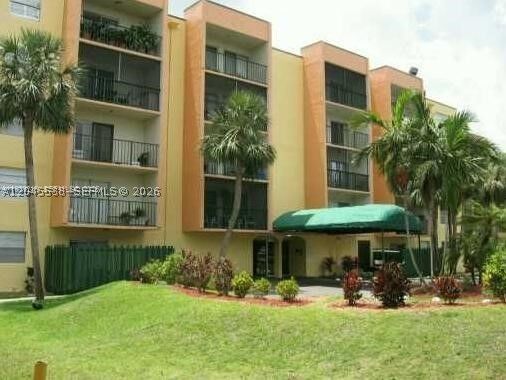 Property Photo:  14250 SW 62nd St 312  FL 33183 