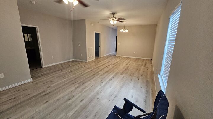 Property Photo: 545 Euclid Street TX 77705
