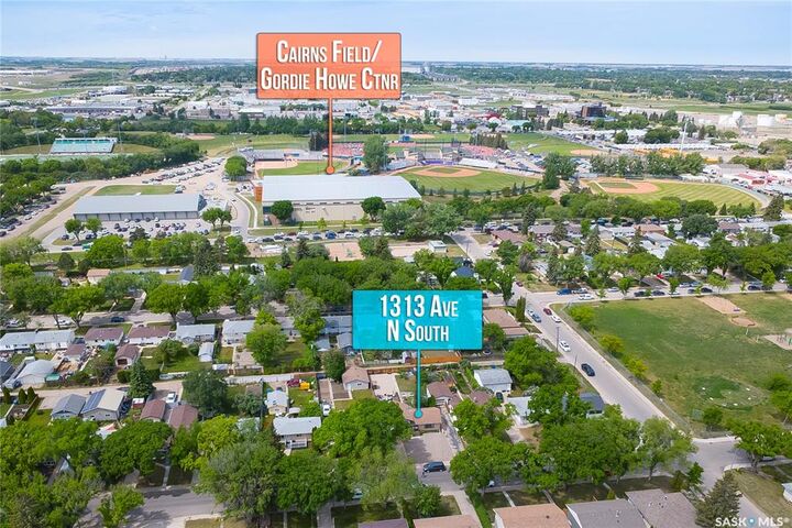 Photo de la propriété: 1313 N Avenue S SK S7M 2R2