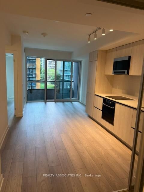 Property Photo:  110 Broadway Avenue S 321  ON M4P 1V7 