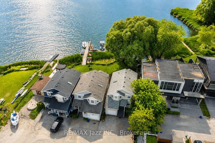 Property Photo: 1236 Bayview Street ON L1W 1E6