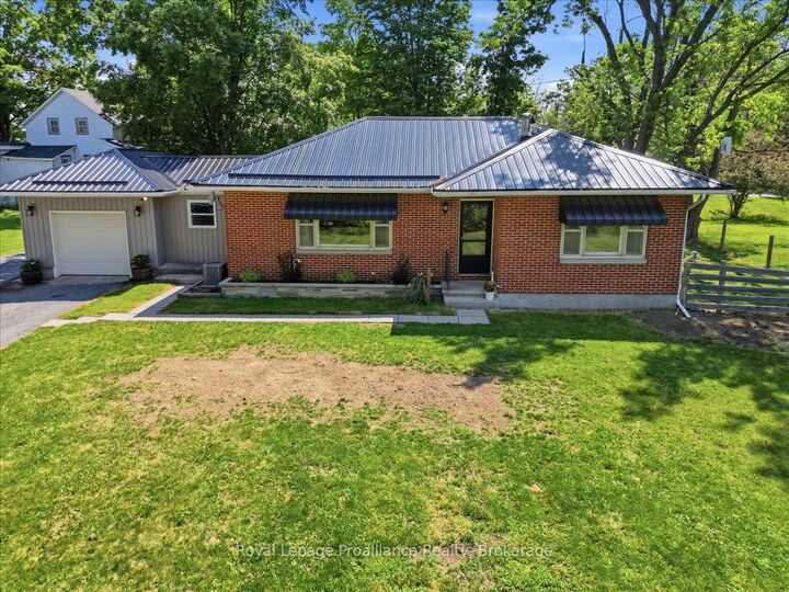 Property Photo:  3798 Highway 37 N/A  ON K0K 2Y0 