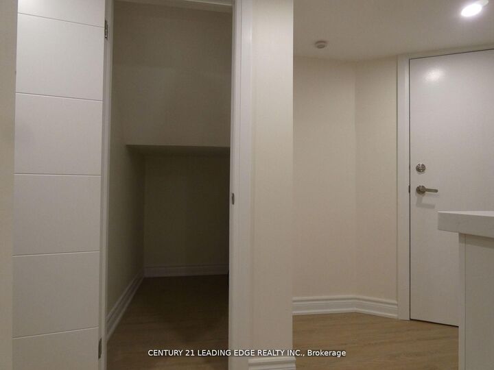 Property Photo:  26 Scotswood Road Lower  ON M1R 3N2 