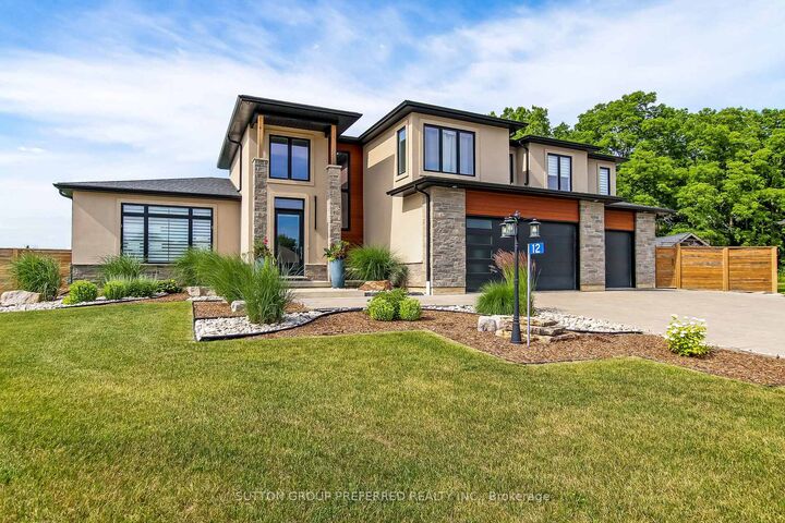 Property Photo: 12 Grogast Court ON N7G 3H8