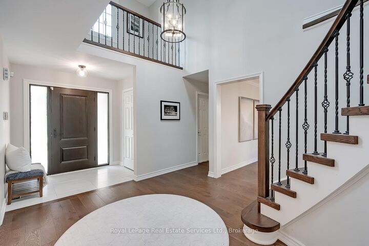 Property Photo: 1429 Thistledown Road ON L6M 1Y4