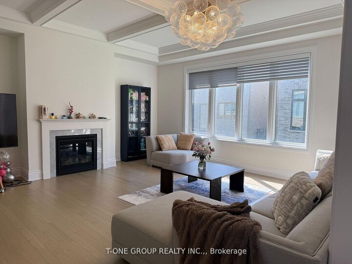 Property Photo: 35 Nanhai Avenue ON L6C 3N1