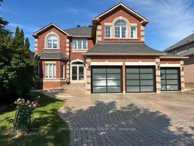 Photo de la propriété: 4 Mumberson Court ON L6C 1Y4