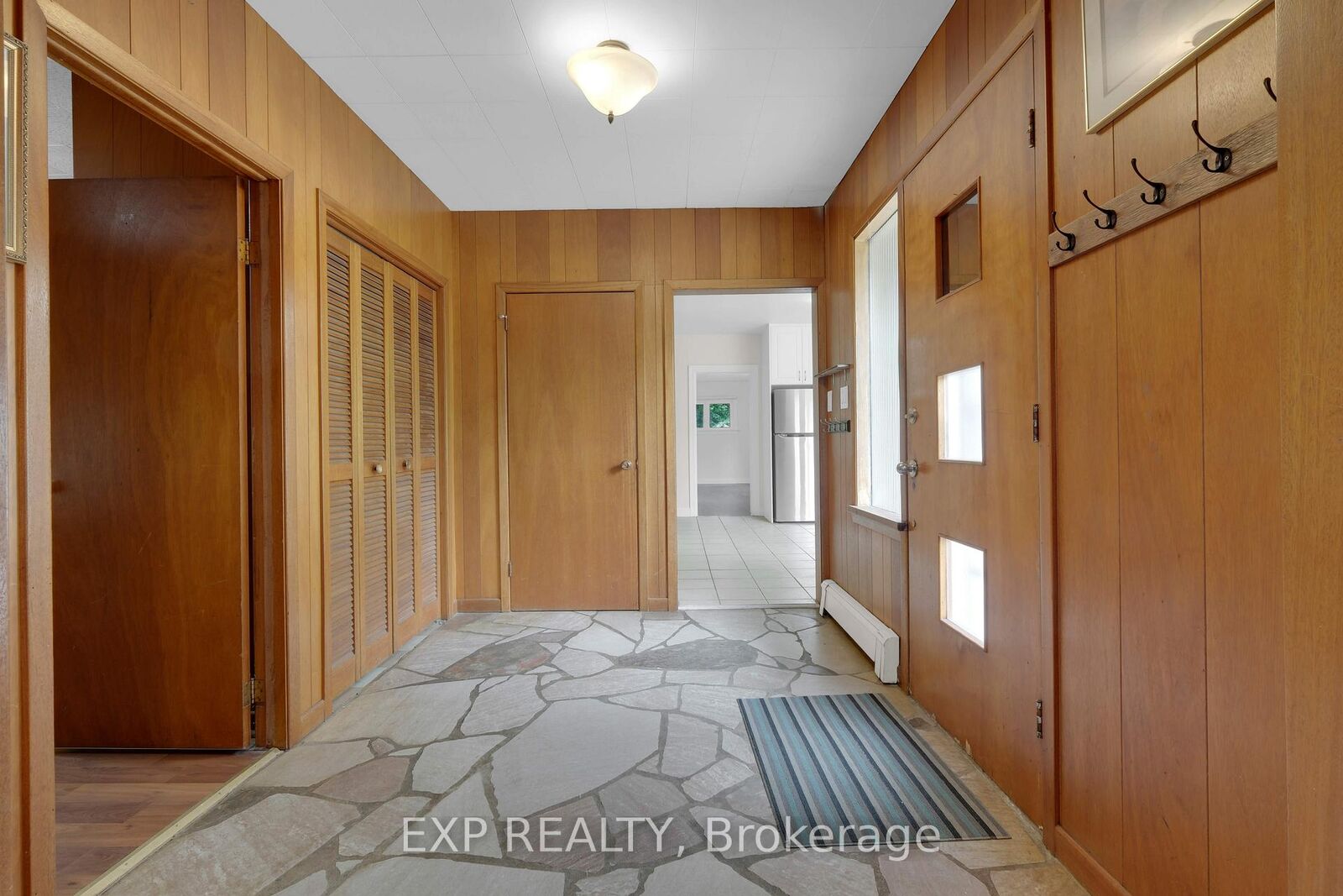 Property Photo: 5373 Aurora Road ON L4A 7X4
