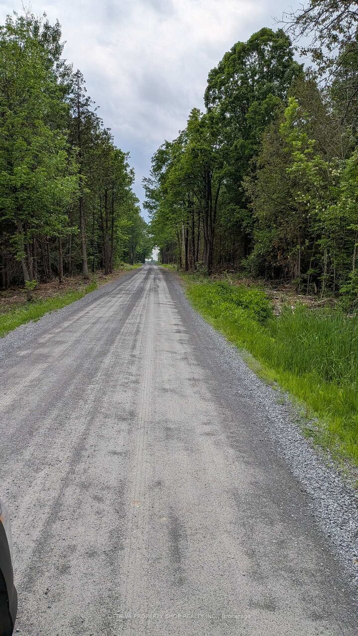 7262 Stone School Road — photo 1