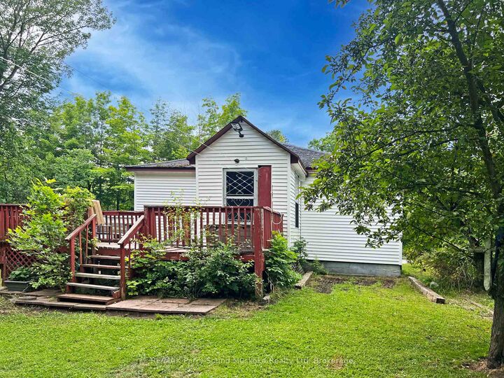 Property Photo: 11 Adelaide Street ON P2A 1H2