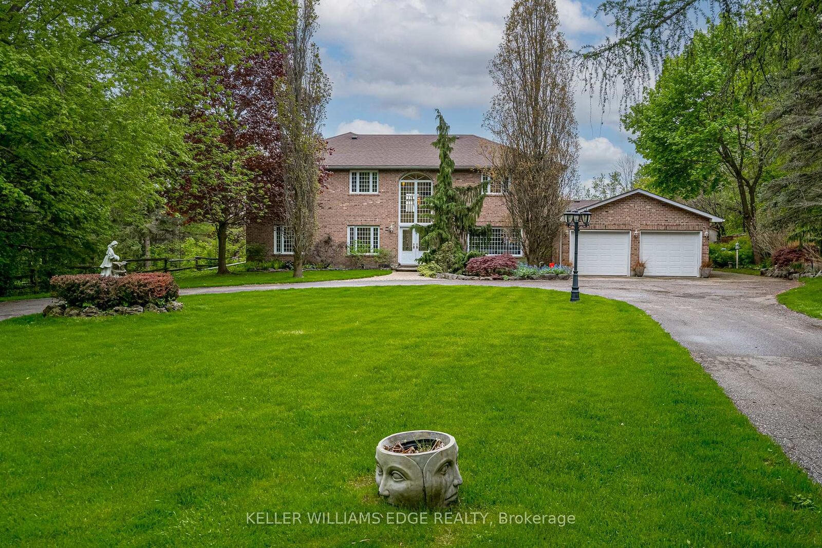 Property Photo: 57 Kennedy Road ON L7C 2M7
