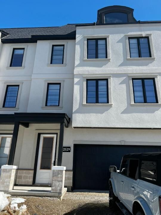 Photo de la propriété:  2529 Meadowlands Way 32  ON N6G 5L8 