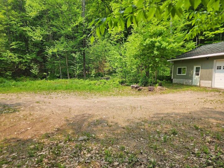 1028 Ronville Road — photo 1