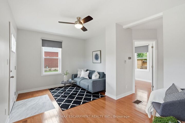 Property Photo: 410 Beach Boulevard ON L8H 6W7