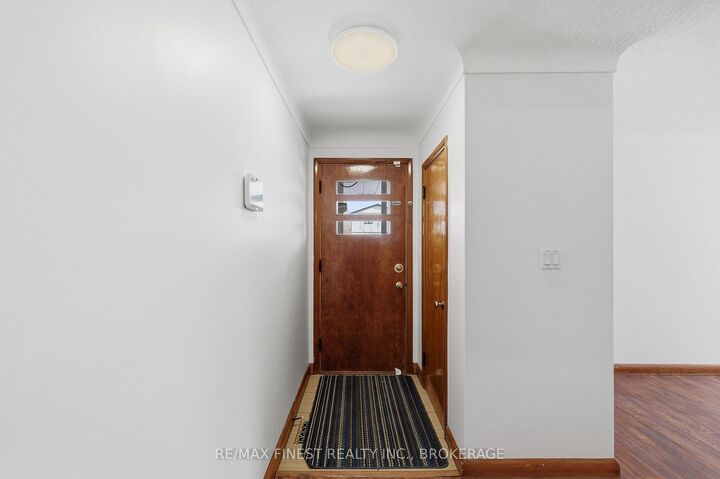 Property Photo: 39 Lennox Street ON K7M 4S3