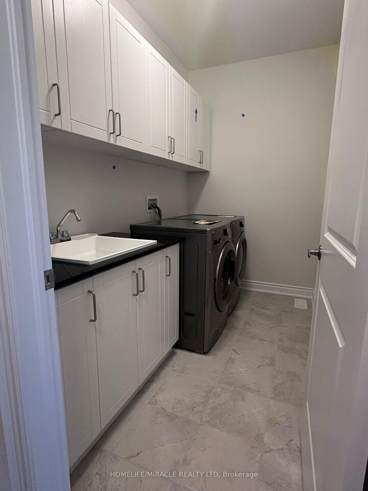 Property Photo:  1282 Anthonia Trail  ON L6H 7Y6 