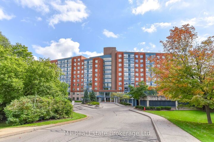 Property Photo:  55 Blue Springs Drive Ph2  ON N2J 4T3 