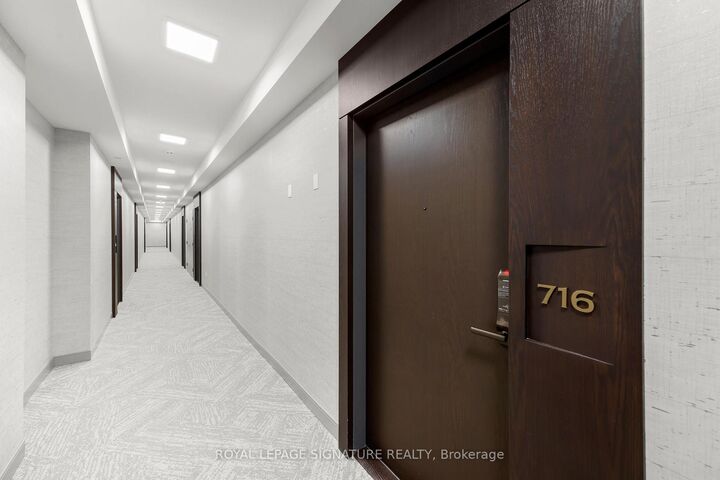 Property Photo: 412 Silver Maple Road 716 ON L6H 0S2