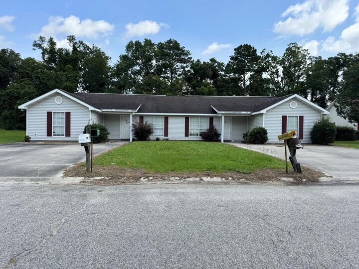 Property Photo:  * 25 Apartment Doors In Waycross &Amp Blackshear 25  GA 31503 