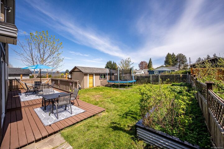 Property Photo:  961 Greenwood St  BC V9W 3C2 