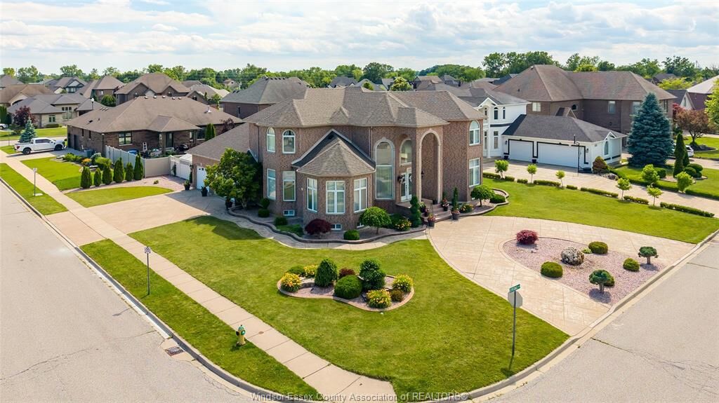 Property Photo: 498 Clydesdale ON N0R 1A0